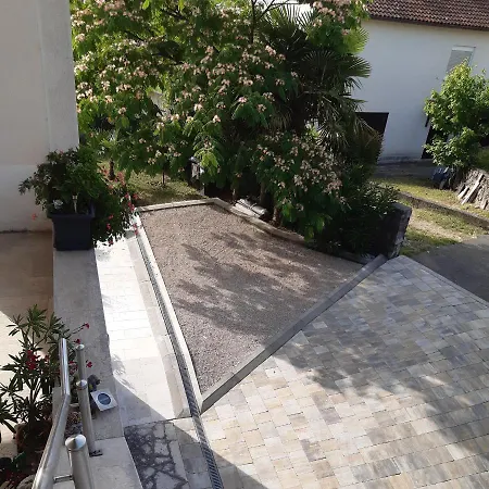 Apartman Nevia Lka * Opric